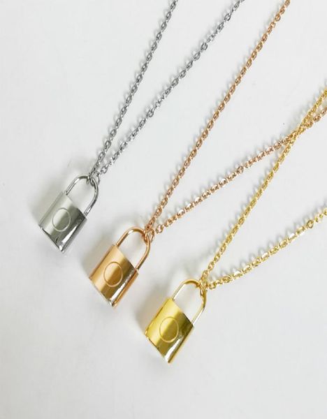 

luxury designer jewelry women necklace gold lock pendant designer necklace for men elegant silver chain necklace and earrings brac5095377