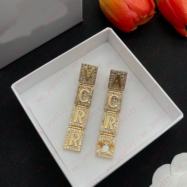 

designer jewelry brass embed zircon alphabet quadrate logo tassel pendant earrings, fashion personality charm ladies dangle & chandelier, ch, Silver