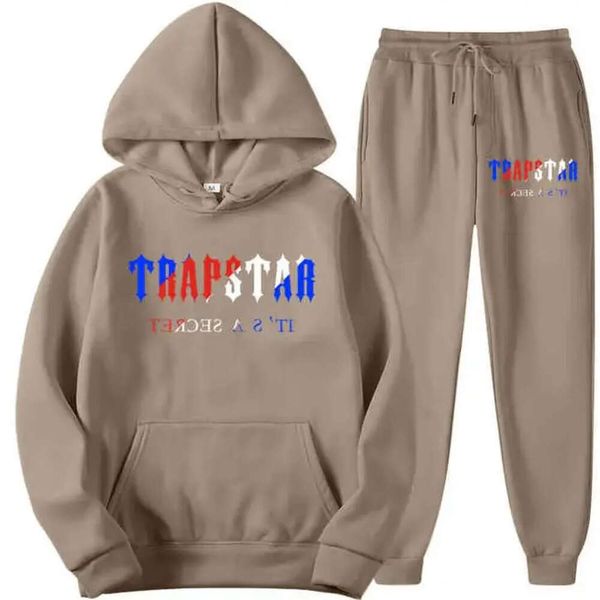 

tracksuit trapstar brand printed sportswear men's t shirts 16 colors warm two pieces set loose hoodie sweatshirt pants jogging 220615nb, White;black