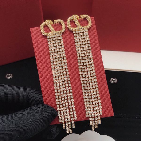 

designer letter v pearl stud earring valentinolies earrings women tassel love internet celebrity female jewelry luxury 73342, Golden;silver