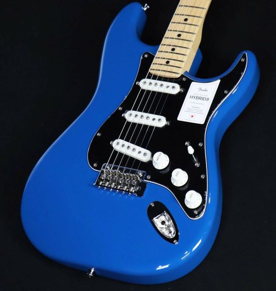 

hybrid ii st maple fingerboard forest blue electric guitar04455645