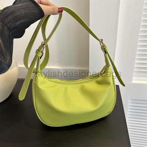 

shoulder bags japanese and korean personality girls 2023 summer new western fashion crossbody bag simple and casual underarm tote bagstylish