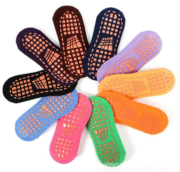 

men kids trampoline socks silicone antiskid socks breathable absorbent yoga gym pilates sock jumping outdoor sports socks6425753, Black;white
