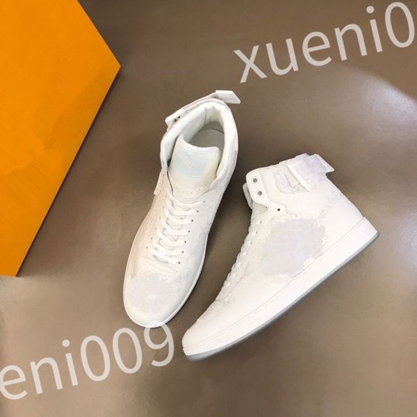 

2023 luxury reflective leather dad shoes space stitching material sneakers designer sneakers modern autumn winter shoes rd0810, Black