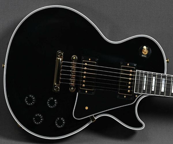 

paul custom ebony gloss electric guitar same of the pictures2681225