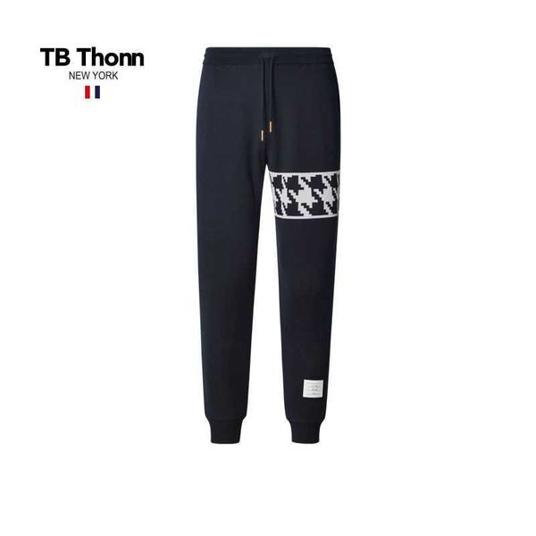 

trendy tb thonn double-sided jacquard heavyweight bodyguard pants for men and women's dropped qianniao plaid casual sports, Black;brown