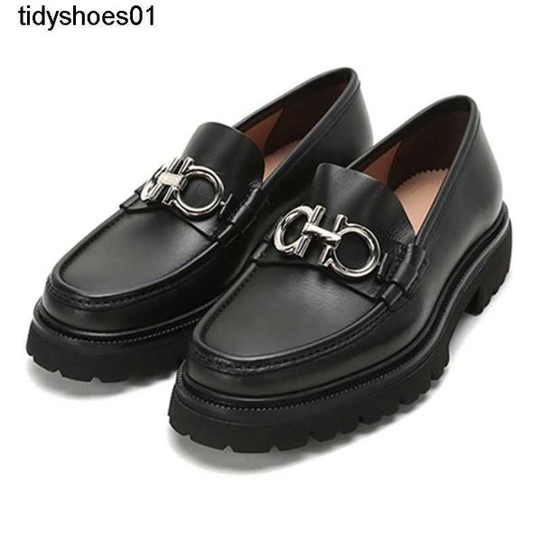 

feragamos dress leather shoes are breathable non slip low cut wear-resistant and comfortable.new high-end one legged men's leather shoe, Black