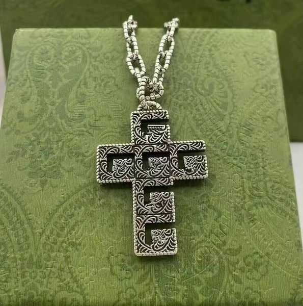 

luxury cross necklace designer necklace exquisite ladies pendant diamond inlay charm elegant temperament fashion versatile trendy jewelry lo, Silver