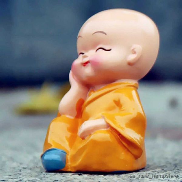 

interior cute creative deskdecorations decors garden little monk figurines resin crafts car ornaments r230811