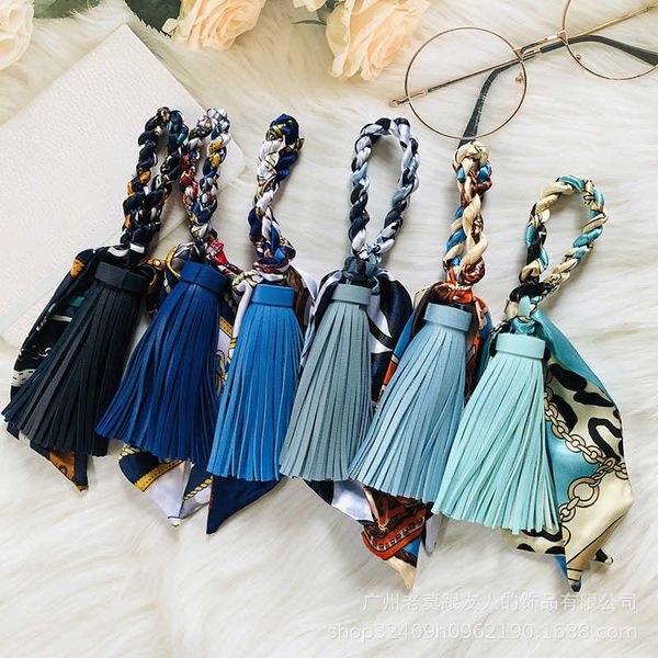 

zhih home's same style scarf tassel bag hanger fashion sui keychain car decoration accessories, Slivery;golden