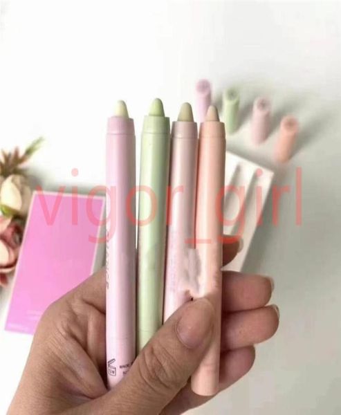 

professional soild perfume pencil 4pcsset different smell easy to take and very protable7498582