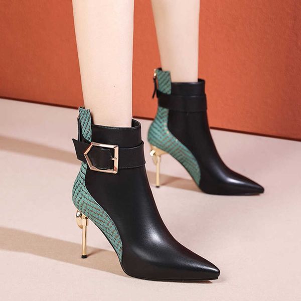 

2023 autumn/winter new large fashion short boot pointed back zipper thin high heel belt buckle fashion boot 230811, Black