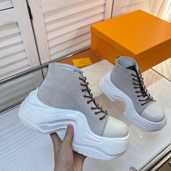 

designer luxury boots men women shoes platform thin base comfort embossed patent leather mules copper triple black pink ivory winter fashion