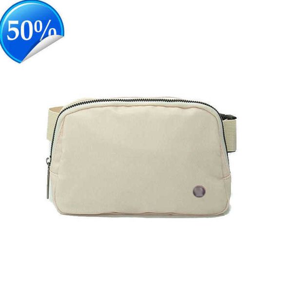 

shoulder bags wholesale yoga genuine lulu belt chest fleece bag luxurys designers woman outdoors sport nylon waistpacks travel womens mens w