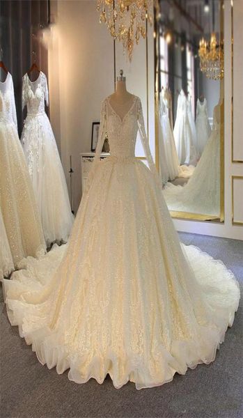 

luxury lace ball gown wedding dresses v neck beaded appliqued sequins arabic bridal gowns long sleeve crystal plus size robes de s3892017, White