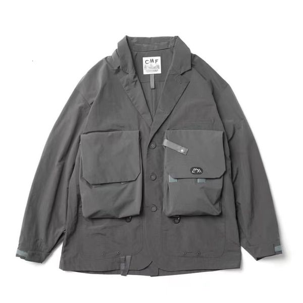 

mens jackets comfy japanese cmf outdoor waterproof multi pocket loose fitting lapel suit jacket arrival coat 230810, Black;brown