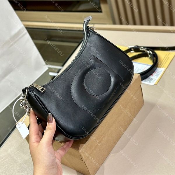 

tabby bag bags women one shoulder crossbody bag designer handbag embossing moon bag luxurys chain bag messenger bag tote clutch bag tote wal