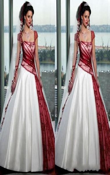 

2019 red and white gothic wedding dresses square fall plus size ball gowns short sleeve organza sweep train backless bridal c2965008