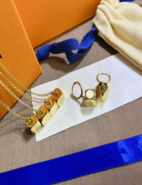 

fashion stainless steel ear necklace buckle high jewelry letter body cube shape flower pendant iced out diamond earrings christmas8204270, Silver
