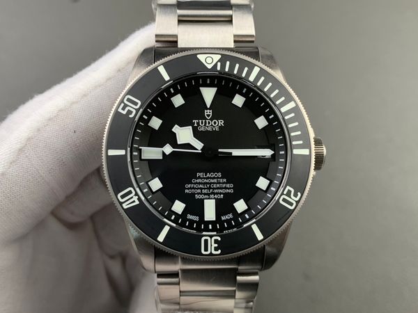 

new luxury men's watch green dial automatic mechanical movement men's watch stainless steel men's watch business watch, Slivery;brown