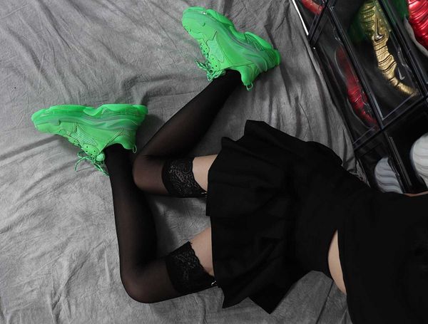 

s paris high-end triple s men women designer casual shoes platform sneakers clear sole black white grey red pink blue royal neon green mens