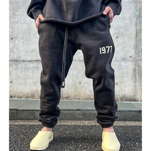 

mens felted letterings sweat joggers pants casual long fleeced sweatpants men women hip hop skateboard streetwear mg220106252j, Black