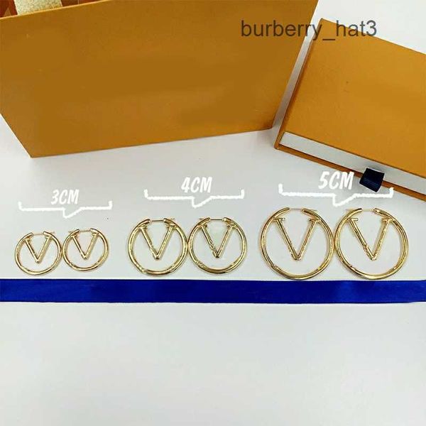 

designer jewelrys letter earrings fashion gold hoop earrings for lady women party wedding lovers gift engagement jewelry for bride, Golden;silver
