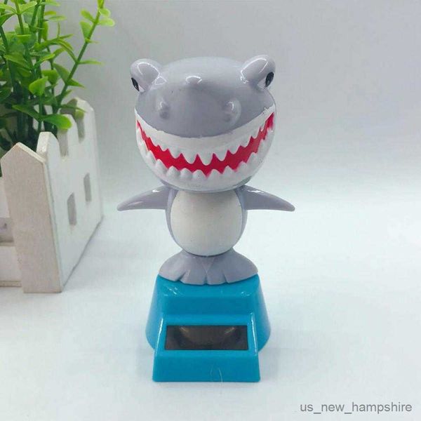 

decorations solar shark design car ornament cartoon swing auto interior decoration gift r230811
