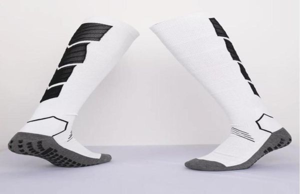 

2019 club team football socks anti slip soccer socks men sport long stockings running thick towel bottom futbol calcetines socks264116594, Black