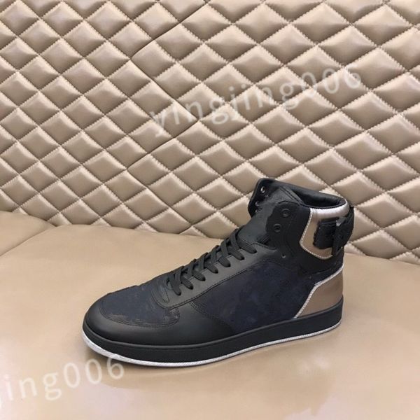 

luxury fashion designer casual trainers runner flat platform for mens womens extra height and refined details engraved sneakers rd0810, Black