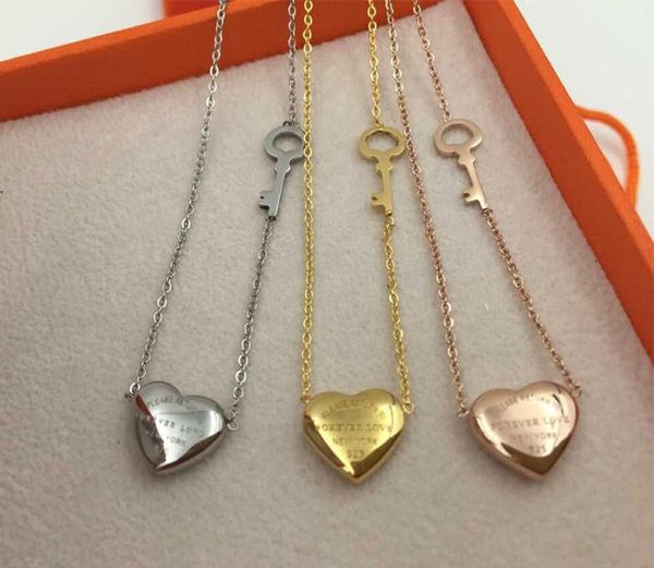 

whole whole forever titanium love heart key necklace 18k rose gold heartshaped key necklace9331869, Silver