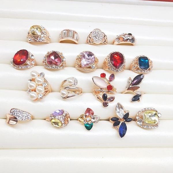 

solitaire ring wholesale 10/20pcs/lot crystal rings for men and women mix retro natural stone ring fashion charm jewelry party gift 230810, Golden;silver