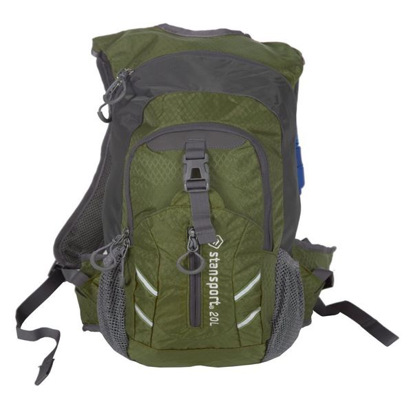 

backpack daypack with hydration bladder 20 liter olive 230810