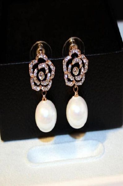 

fashion designer super sparkling beautiful diamond classic camellia flower elegant pearl pendant stud earring for woman girls8493303, Golden;silver