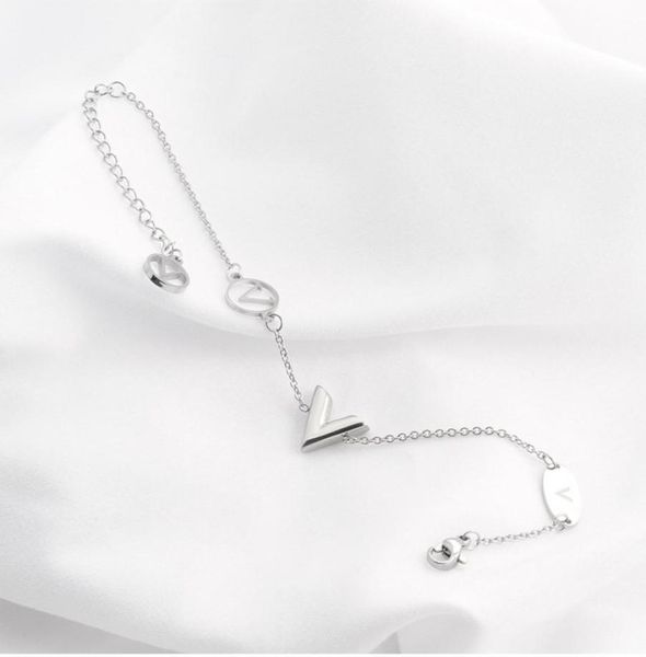

designer jewelry golden bracelets necklace earrings charm round letter l home women bracelet link luxury designer hollow birthday 1481491, Golden;silver