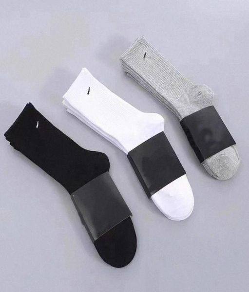 

mens womens sports socks outdoor accs athletic sock stockings designer white black nikq7sg7817829