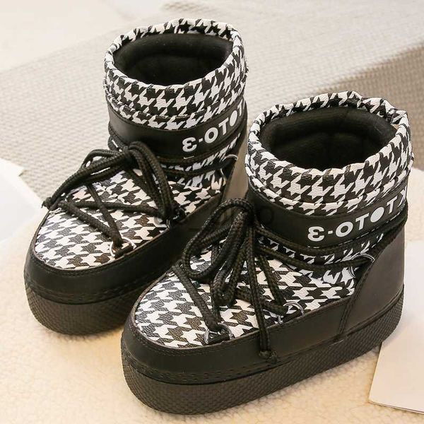 

boots 2023 winter snow boots women lace up platform sole waterproof nonslip ski boots brand design female thick warm cotton boots j230811, Black