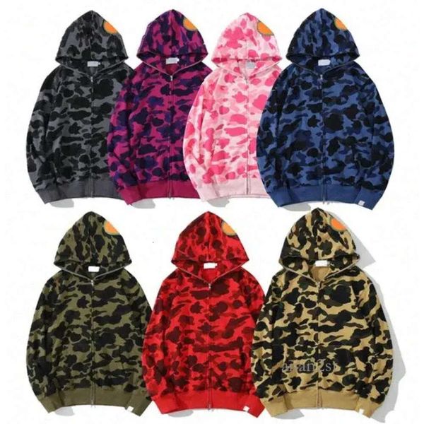 

mens hoodie full zip up shark hoodies for woman designer camouflage jacket hoody hooded sweatshirt man womens warm long sleeve tech, Black