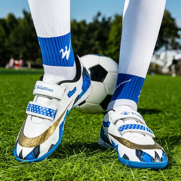 

dress shoes kids lowtf soccer nonslip ultralight training football boots grass sports footwear size 3039 for children 230810, Black