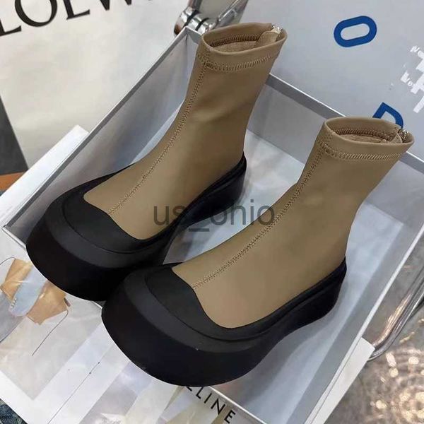 

boots winter women ankle flats chelsea boots platform casual shoes 2023 new designer motorcycle boots fad goth zipper shoes snow botas j2308, Black