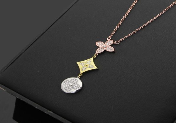 

new arrive fashion lady 316l titanium steel 18k plated gold necklaces with full diamond 3 color four leaf flower pendant2744698, Silver
