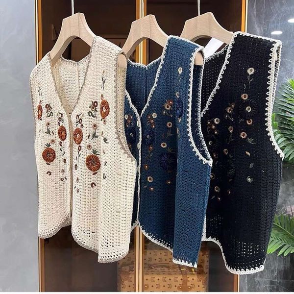 

shirt with a small vest knitted short embroidered hollowed out cardigan sweater for women in the spring and autumn, White