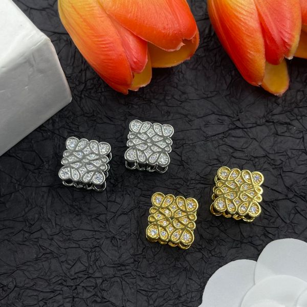 

classic asymmetrical earrings designer dangle earrings gold plated diamond letter earrings womens designer trendy hip hop style pearl stud e, Silver