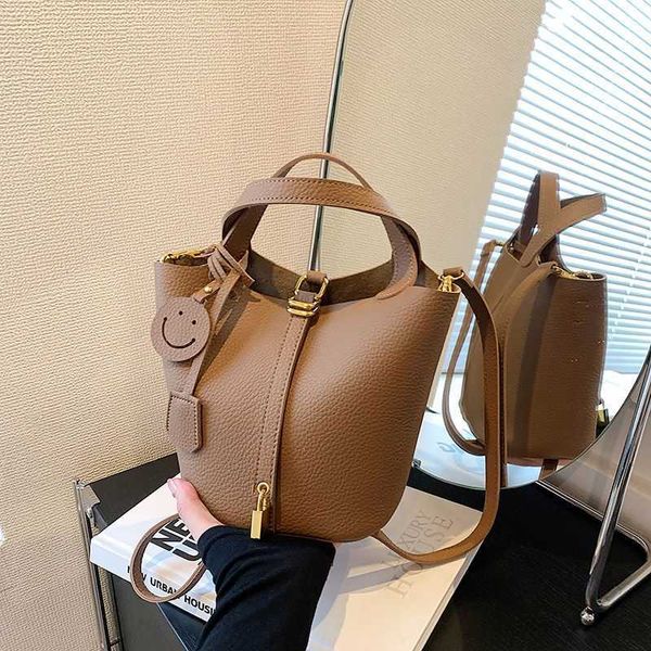 

wholesale designer h ermes totes handbags trendy springsummer bucket womens bag portable high capacity french quality commutin