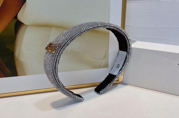 

2022 new cryctal luxury headband women solid color diamond hairband fashion hair hoop girls retro makeup headbands hair accessorie1120377, Silver
