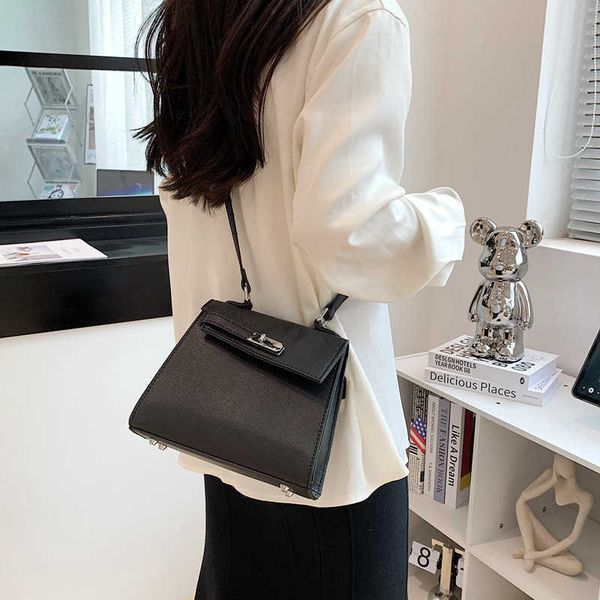 

spring and summer fashion tote reversible handbag texture niche single shoulder crossbody bag 0816