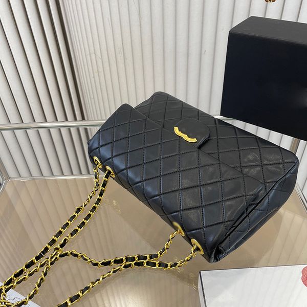 

stylish womens shoulder bag oversized 30cm shopping bag airport bag leather diamond hardware metal buckle matelasse chain luxury handbag cro