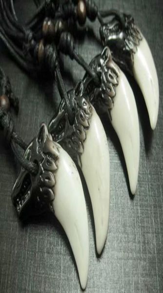 

20 pcs wolf necklace gothic punk biker jewelry gift012345518556, Silver