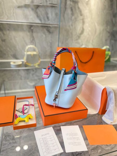 

fashion shopping bag bucket bag leather tote luxury handbag vegetable basket design large capacity purse designer winter