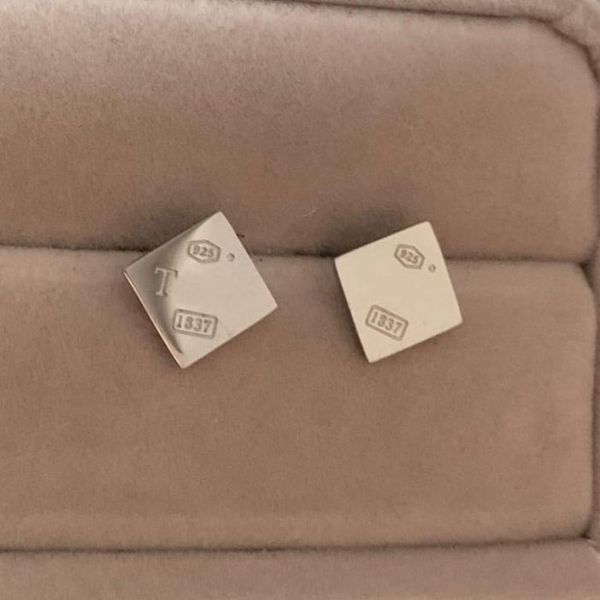 

luxury designer women fashion stud titanium steel square engagement earrings6371832, Golden;silver